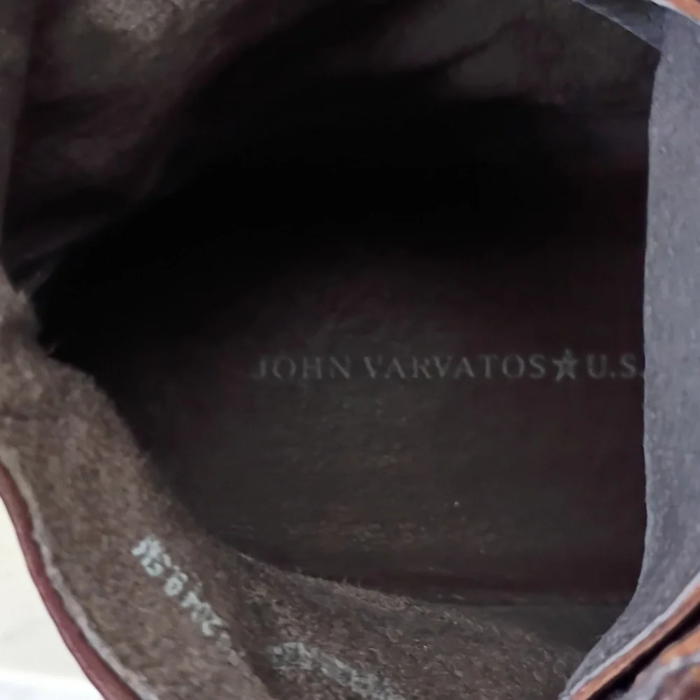 John Varvatos Men's Brown Leather Chukka Boots with Cream Sole